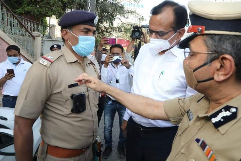 Dedication of 10 thousand Body Worn Camera to Gujarat Police