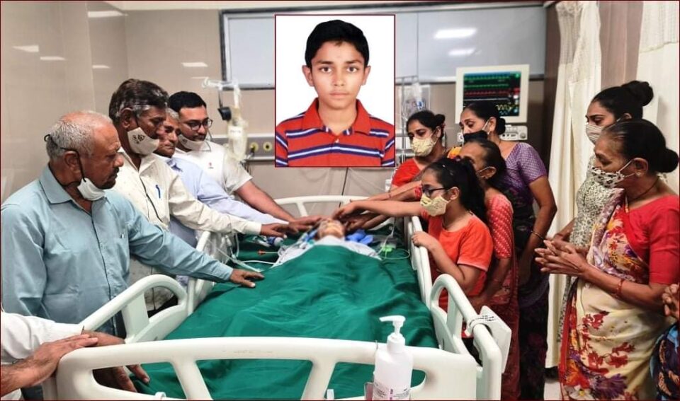 The first case in the country of Donate Life donating both hands of the youngest child i.e. 14 year old braindead child from Surat